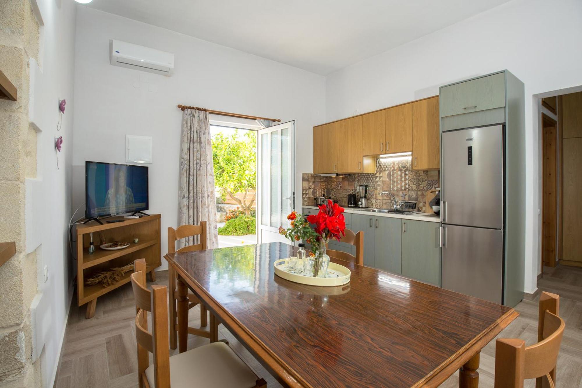 Apartament Eliana'S Stone House Benoudhiana Zewnętrze zdjęcie